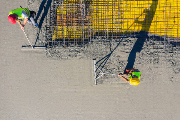 Best Concrete Flooring Contractor  in Somers, WI